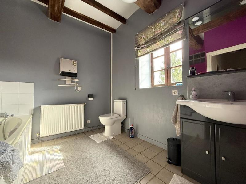 Maison - 217 m² - 6 pièces