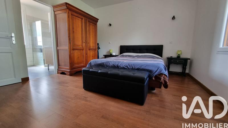 Maison - 200 m² - 6 pièces