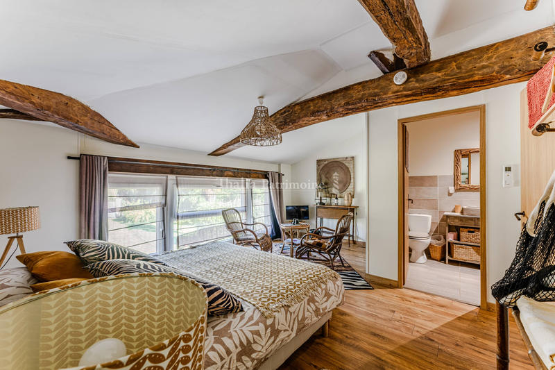 Maison - 500 m² - 14 pièces