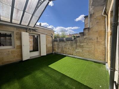 Appartement - 80 m² - 4 pièces