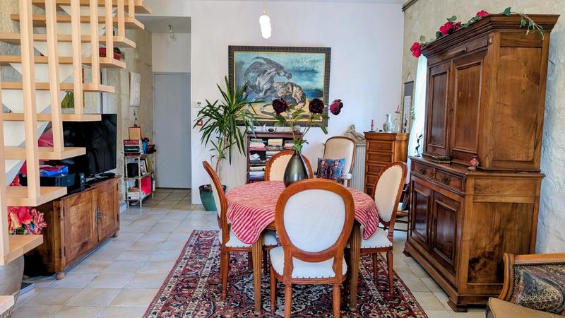 Maison - 247 m² - 8 pièces