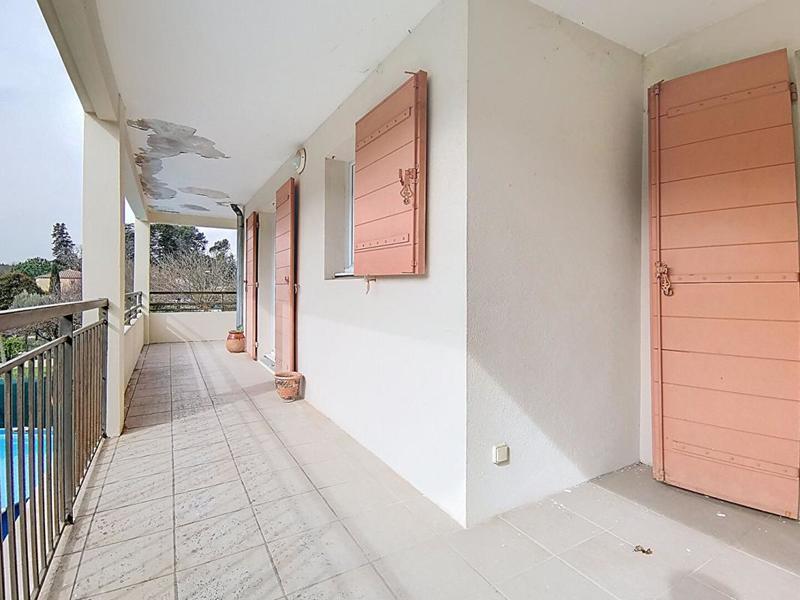 Appartement - 82 m² - 3 pièces