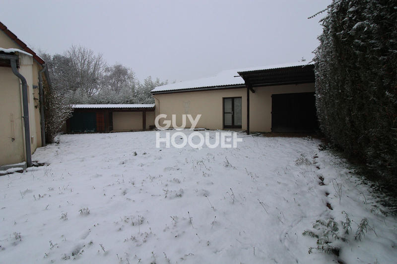 Maison - 95 m² - 5 pièces