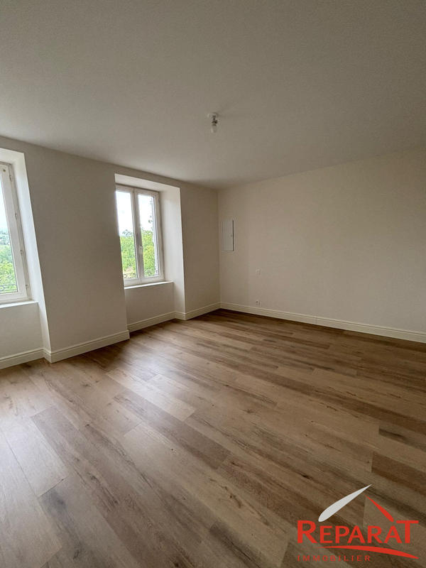 Appartement - 85 m² - 3 pièces