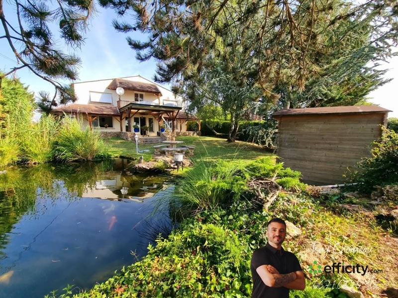 Maison - 260 m² - 5 pièces