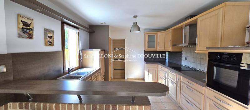 Maison - 153 m² - 7 pièces