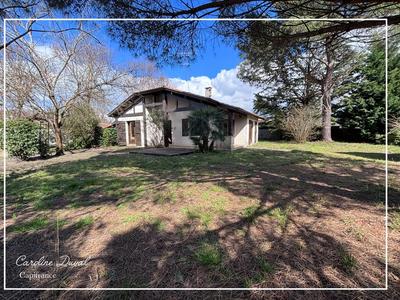 Maison - 96 m² - 4 pièces