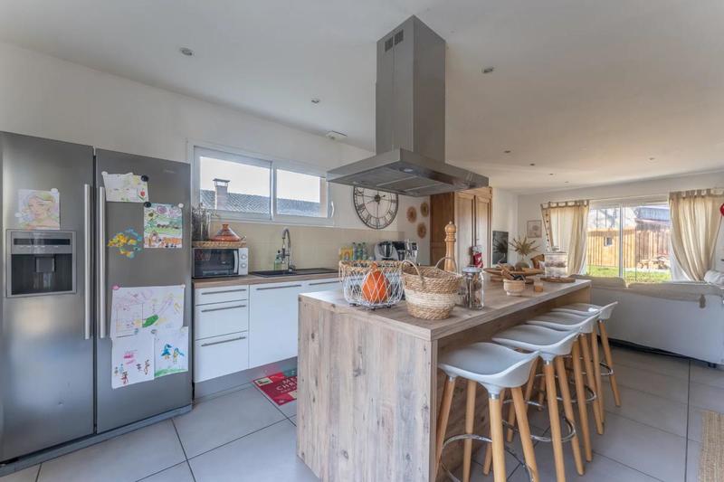 Maison - 103 m² - 5 pièces