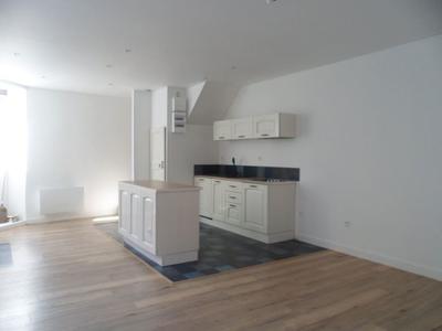 Maison traditionnelle - 66 m² - 3 pièces