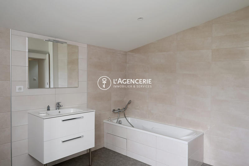 Maison - 160 m² - 5 pièces