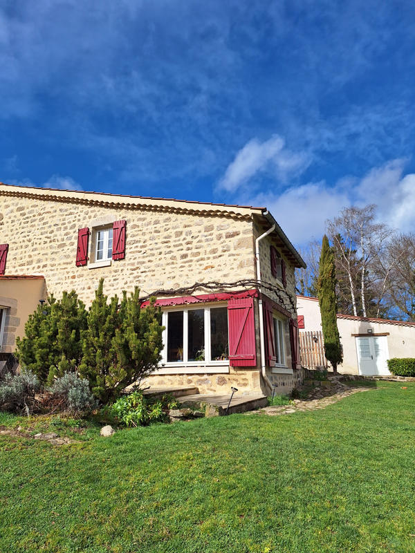 Propriété - 282 m² - 10 pièces