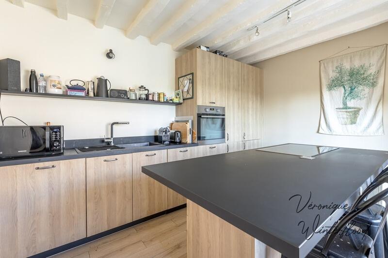 Maison - 260 m² - 8 pièces