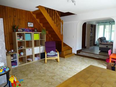 Maison - 234 m² - 11 pièces