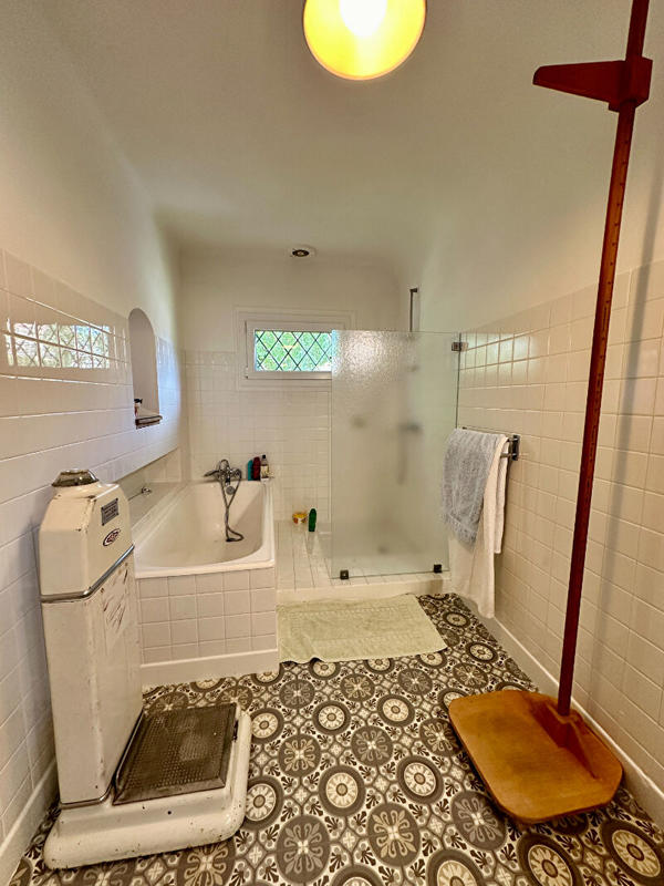 Maison bourgeoise - 415 m² - 11 pièces