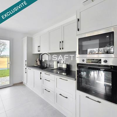 Maison - 95 m² - 5 pièces