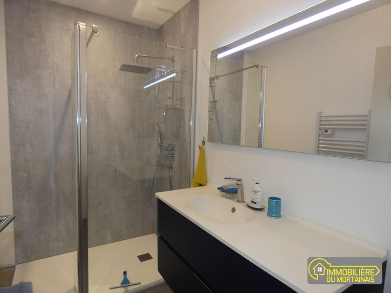 Maison - 102 m² - 4 pièces