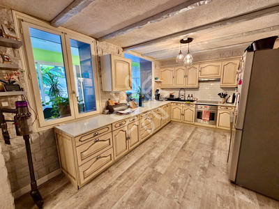 Maison - 140 m² - 7 pièces