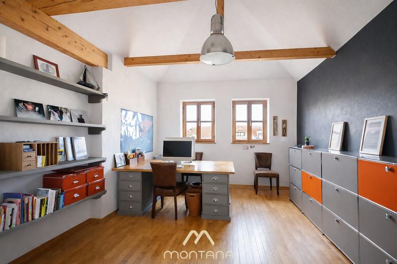 Maison - 310 m² - 8 pièces