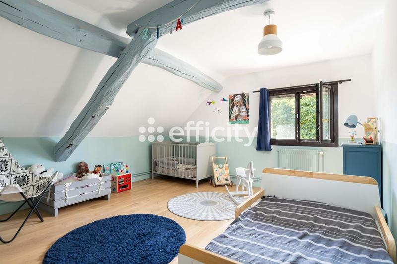 Demeure - 200 m² - 7 pièces