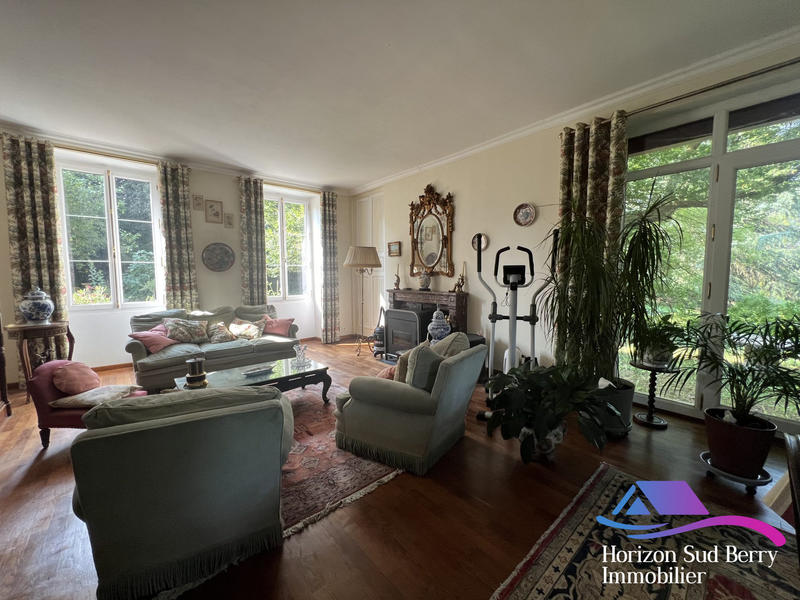 Maison - 212 m² - 7 pièces