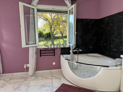 Villa - 130 m² - 5 pièces