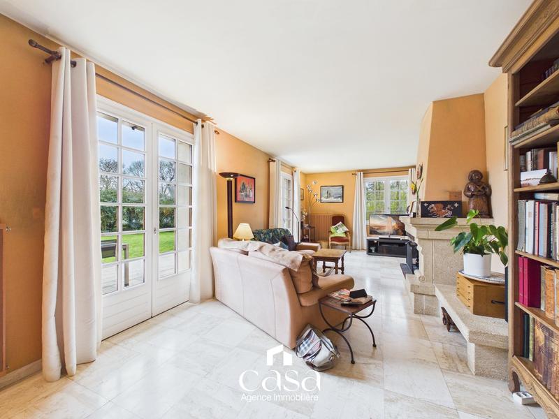 Maison traditionnelle - 128 m² - 6 pièces