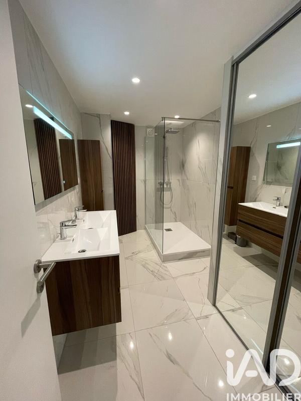 Appartement - 79 m² - 3 pièces