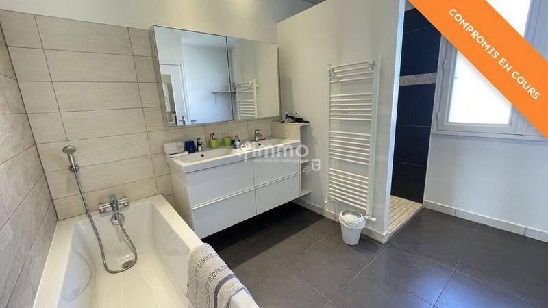 Villa - 155 m² - 6 pièces