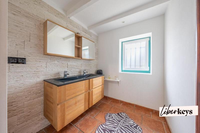 Maison de village - 270 m² - 8 pièces