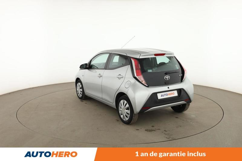 Toyota Aygo 1.0 Vvt-i X-Play X-Shift 5p 69 ch