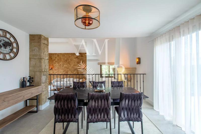 Villa - 170 m² - 7 pièces