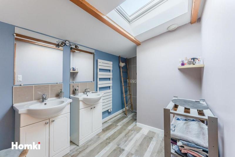 Maison - 192 m² - 6 pièces