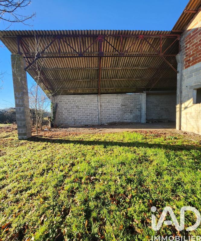 Maison - 256 m² - 5 pièces