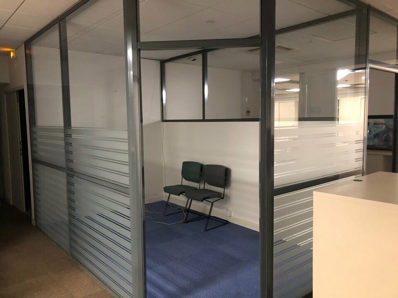 Bureau - 636 m²
