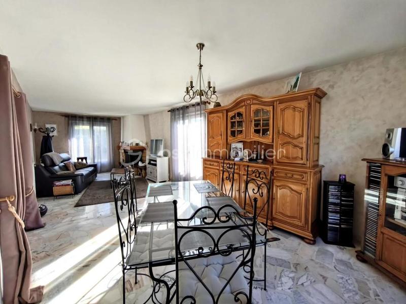 Maison - 96 m² - 5 pièces