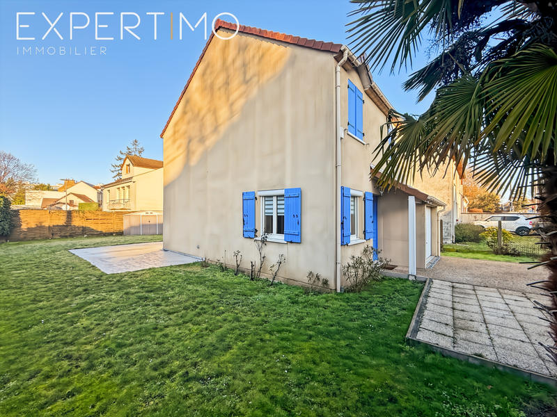 Maison - 88 m² - 5 pièces
