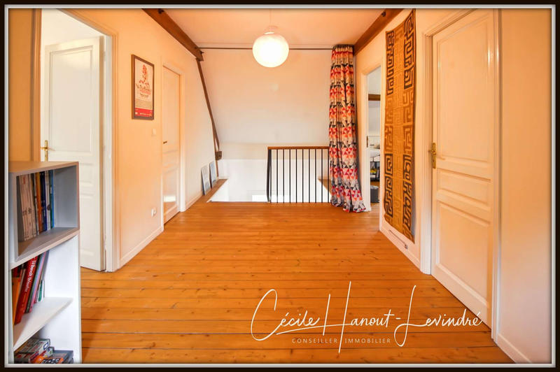 Maison - 188 m² - 8 pièces