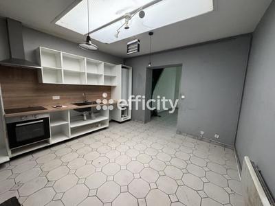 Maison - 108 m² - 6 pièces