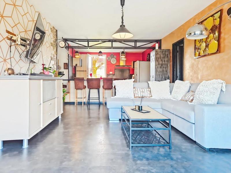 Propriété - 112 m² - 8 pièces