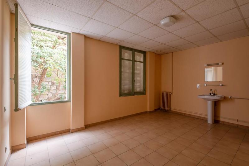 Bureau - 254 m² - 7 pièces