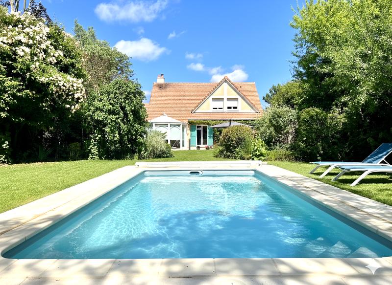 Villa - 180 m² - 7 pièces