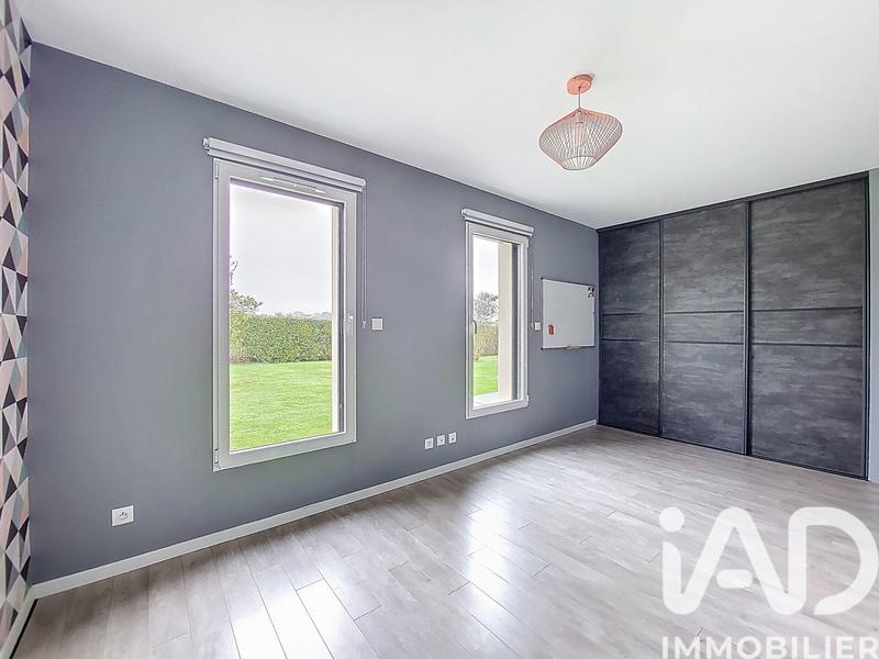 Maison - 205 m² - 8 pièces