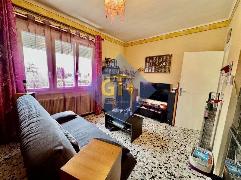 Propriété - 145 m² - 7 pièces