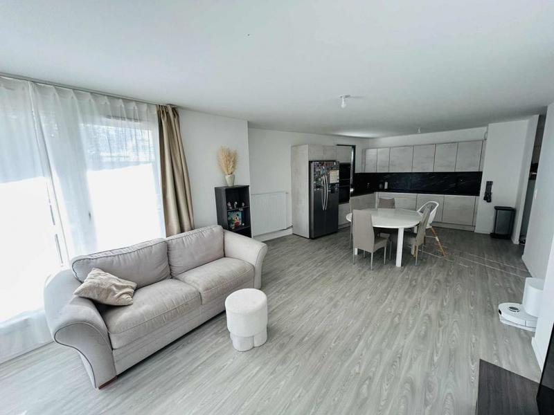 Appartement - 79 m² - 4 pièces