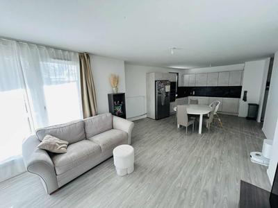 Appartement - 79 m² - 4 pièces