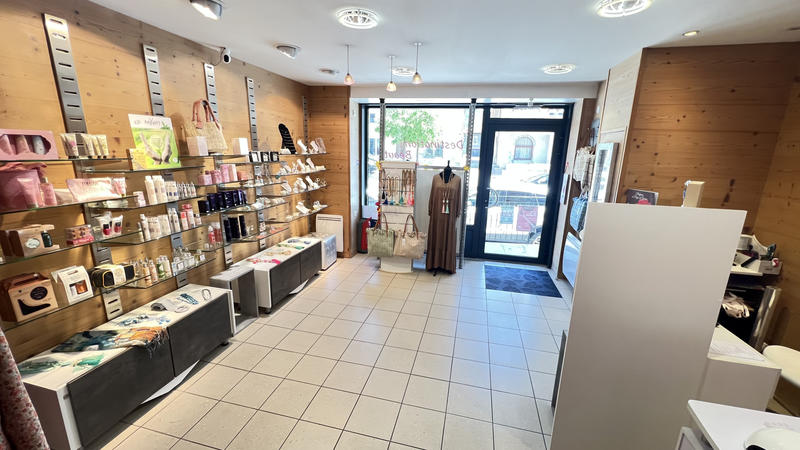 Fonds de commerce - Magasins - 42 m²