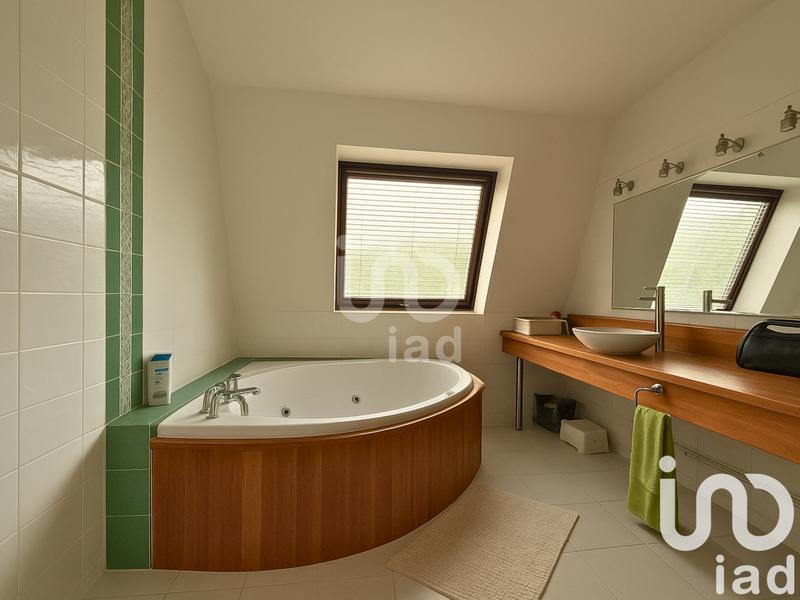 Maison - 136 m² - 6 pièces