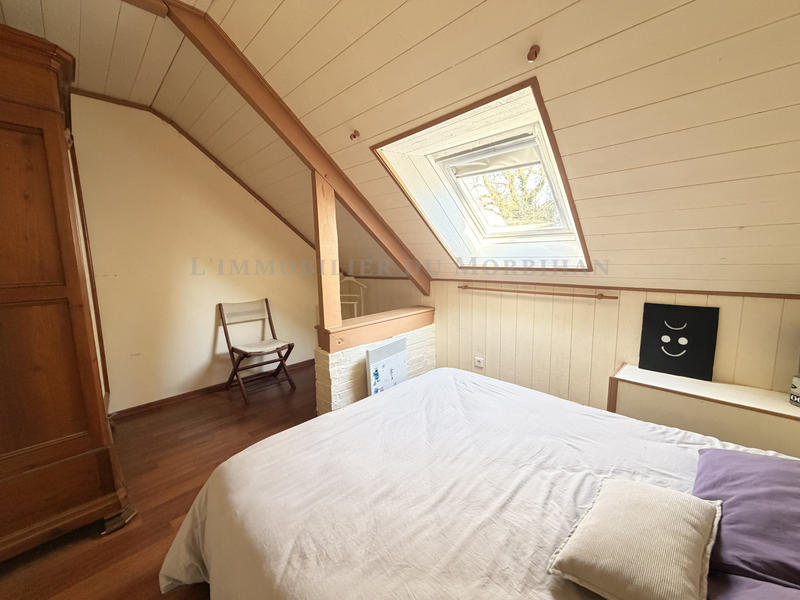 Maison - 229 m² - 9 pièces