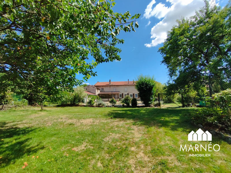 Maison ancienne - 278 m² - 8 pièces