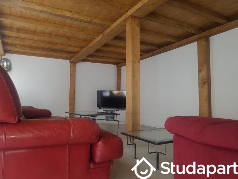 Chambre - 13 m² - 1 pièce